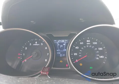 2015 Hyundai Veloster z USA, uszkodzony, nr VIN KMHTC6AD6FU227442